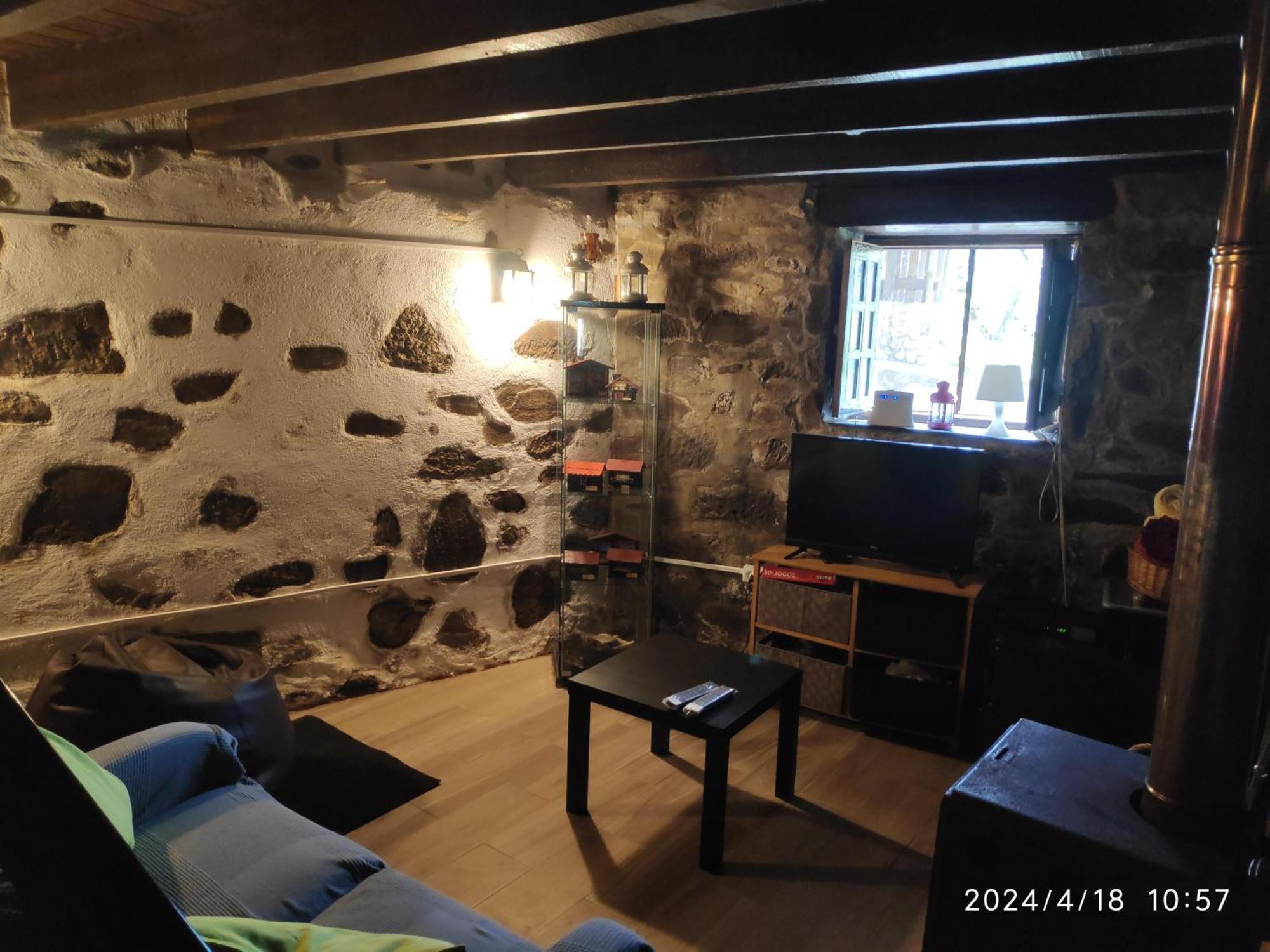 Casa Em Xisto Na Serra Da Lousa, Gondramaz Exterior foto